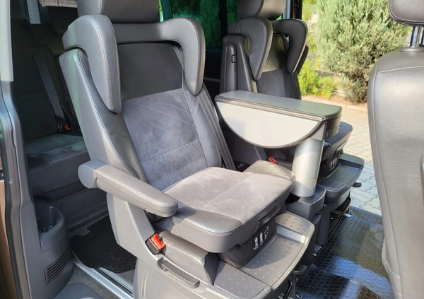 Volkswagen Multivan cena 109000 przebieg: 202000, rok produkcji 2011 z Parczew małe 154